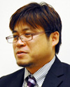 アドビシステムズ株式会社 マーケティング本部 公共・法人市場部　部長 小島 英揮