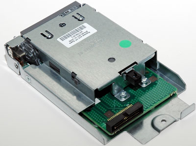 Systems Insight Displayモジュールユニット。内部には特にコントローラICなどは入っていない