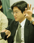 白岩 次郎氏