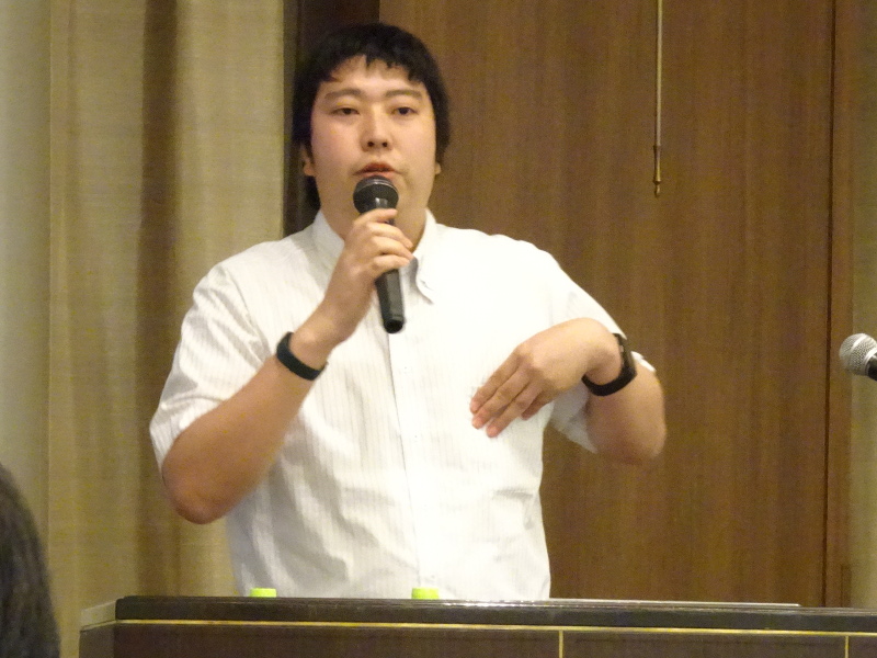 神原健一氏